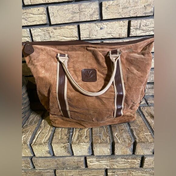 Brown corduroy overnight bag - Picture 1 of 9